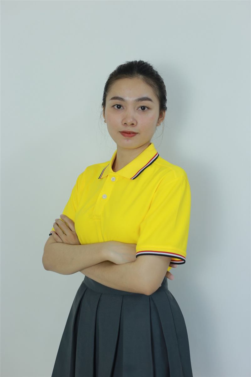 Áo polo vàng bo cổ tay sọc đỏ trắng đen